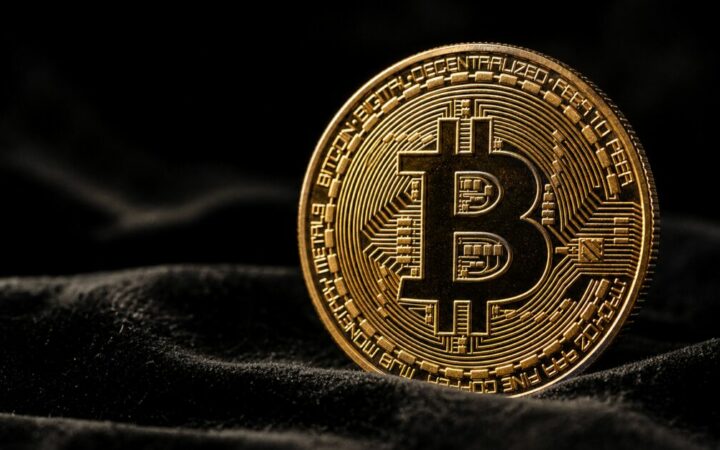 Bitcoin Exchange Reserves Climb as $62,000 Support Hangs by a Thread