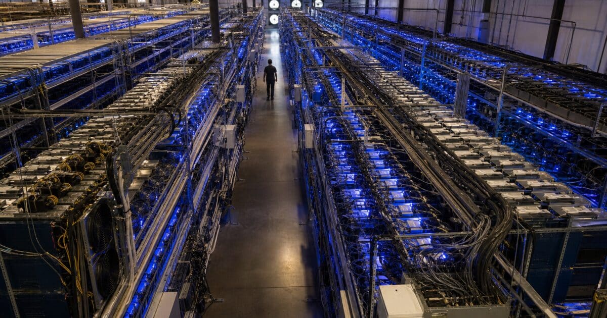 Bitcoin Miners Ditch Pure Mining as HPC Contracts Reshape $6.6B Revenue Streams