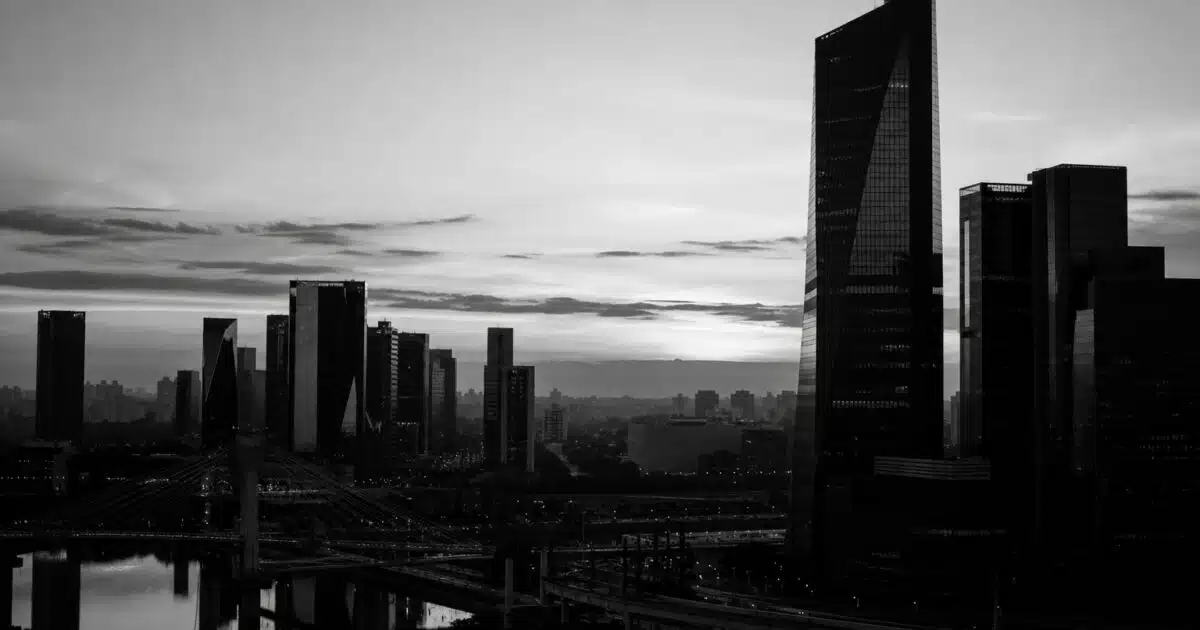 Brazil's Central Bank Hits Large Crypto Transfers With Mandatory 24-Hour Freeze