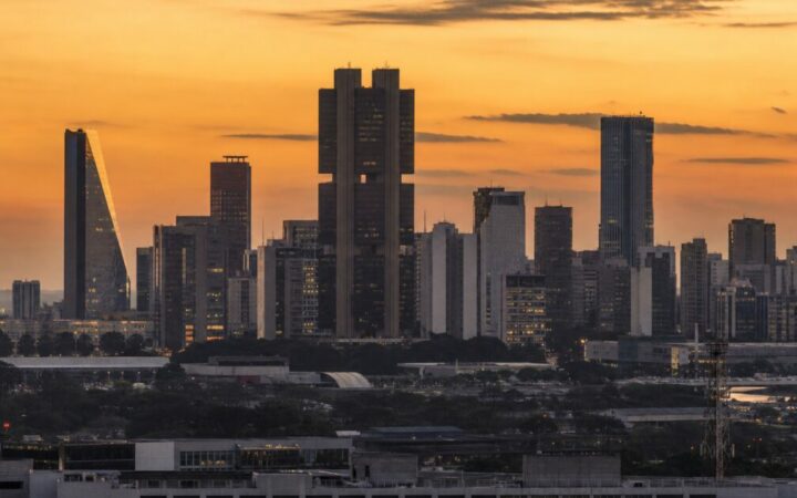 Brazil's Central Bank Targets $10,000 Crypto Transfers With Mandatory 24-Hour Hold