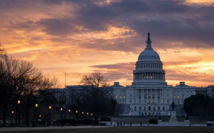 CLARITY Act Stall Puts Bitcoin at Risk Before Senate's August 10 Recess
