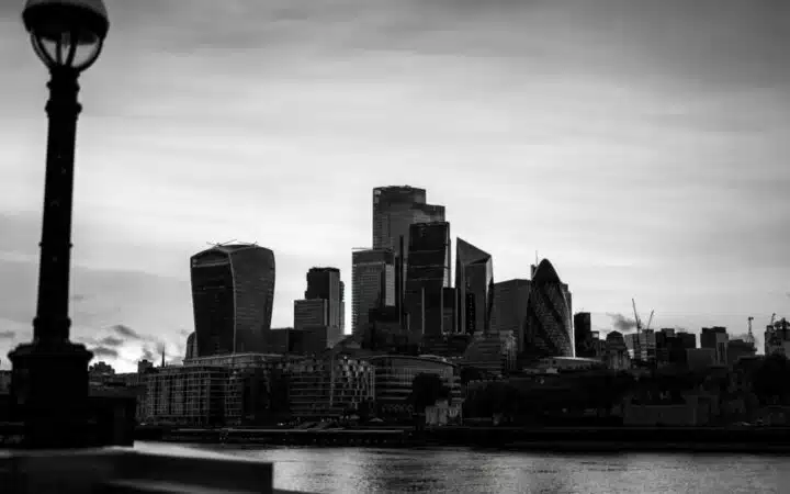 FCA Backs Five Fast-Growing Fintechs as Scale-up Unit Expands Beyond First Cohort