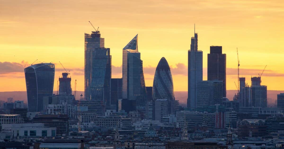 FCA Bans Two Advisers Over £126 Million in Pension Transfers