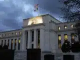Macro Pressures Guide Crypto Moves in Fed Expectation Climate
