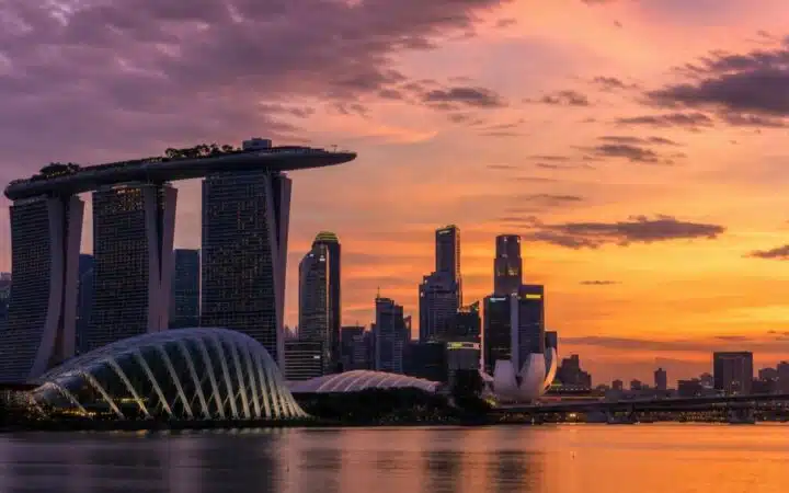 Singapore LinkedIn Crypto Job Scams Drain $11.8 Million From Victims