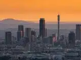 South African Rand Hits 18.70 as Business Sentiment Falls and Traders Watch Closely