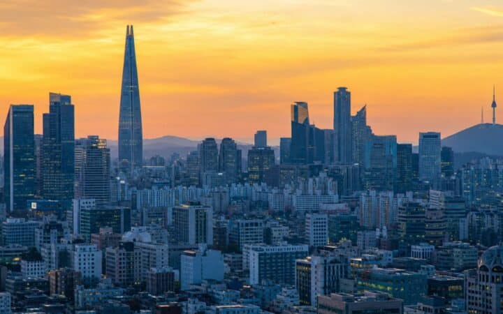 South Korean Lawmakers Want FIU to Investigate 23 Suspended Crypto Cases Directly