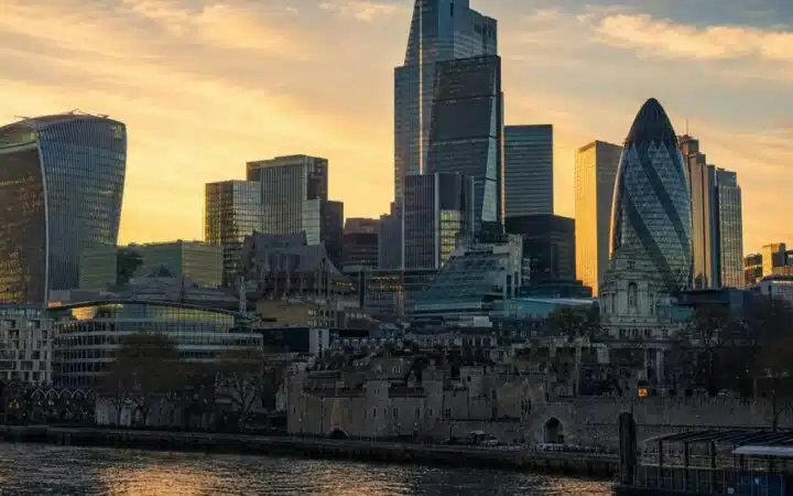 UK Banks Face Parliamentary Grilling Over Crypto Account Denials and Payment Limits
