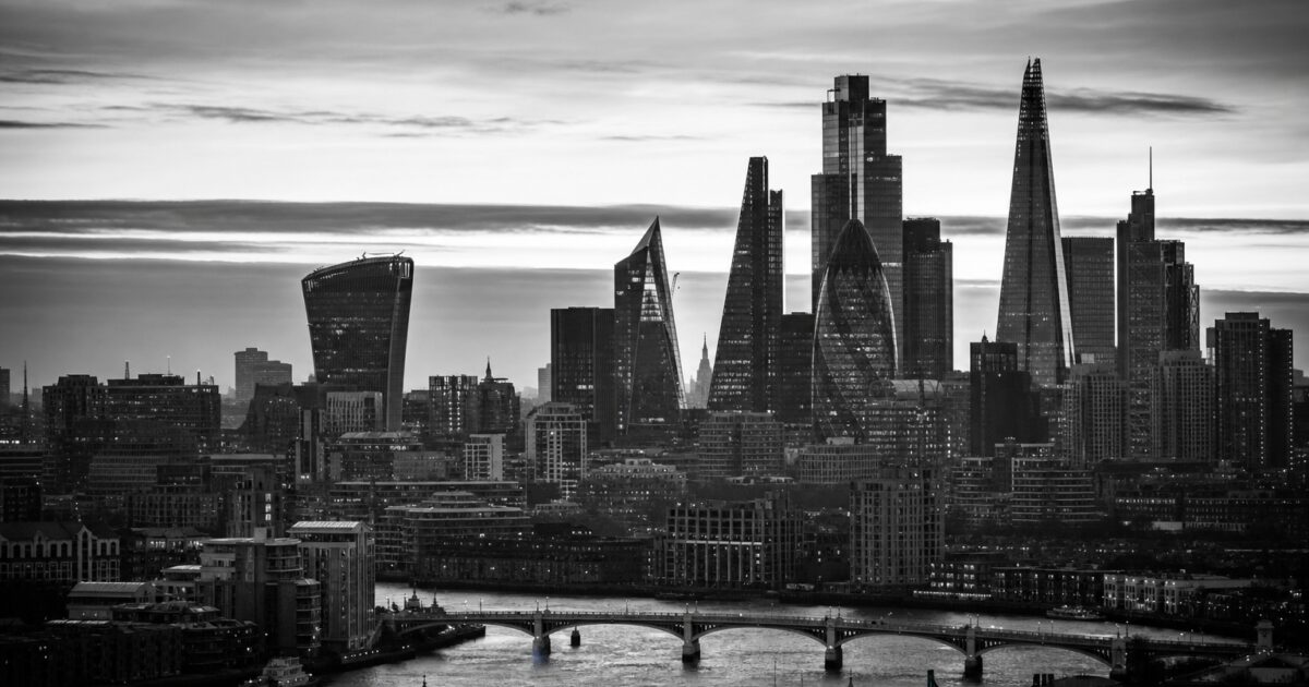 UK Finds 240 Crypto Millionaires as HMRC Pulls £717 Million in Declared Gains