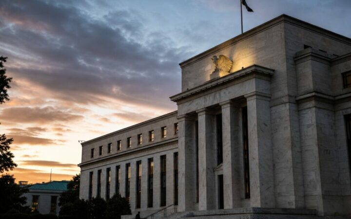 US Inflation Holds at 3.4% While Bitcoin Traders Watch Fed's Next Move