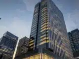 VanEck Voit 8 Signaux de Capitulation Bitcoin et Cible 180 000 Dollars Long Terme