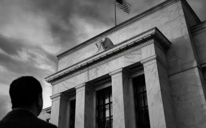 XRP Drops to $1.38 as Fed Chair Warsh's 54% Inflation Stat Spooks Crypto Markets