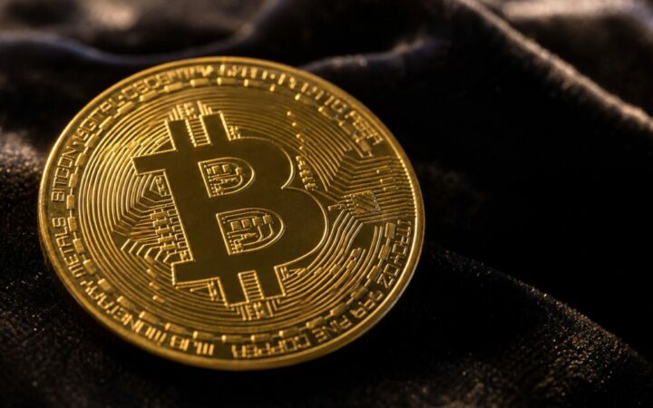 El Salvador's Bitcoin Reserve Hits 7,764 BTC as IMF Clears Private Donor Funding
