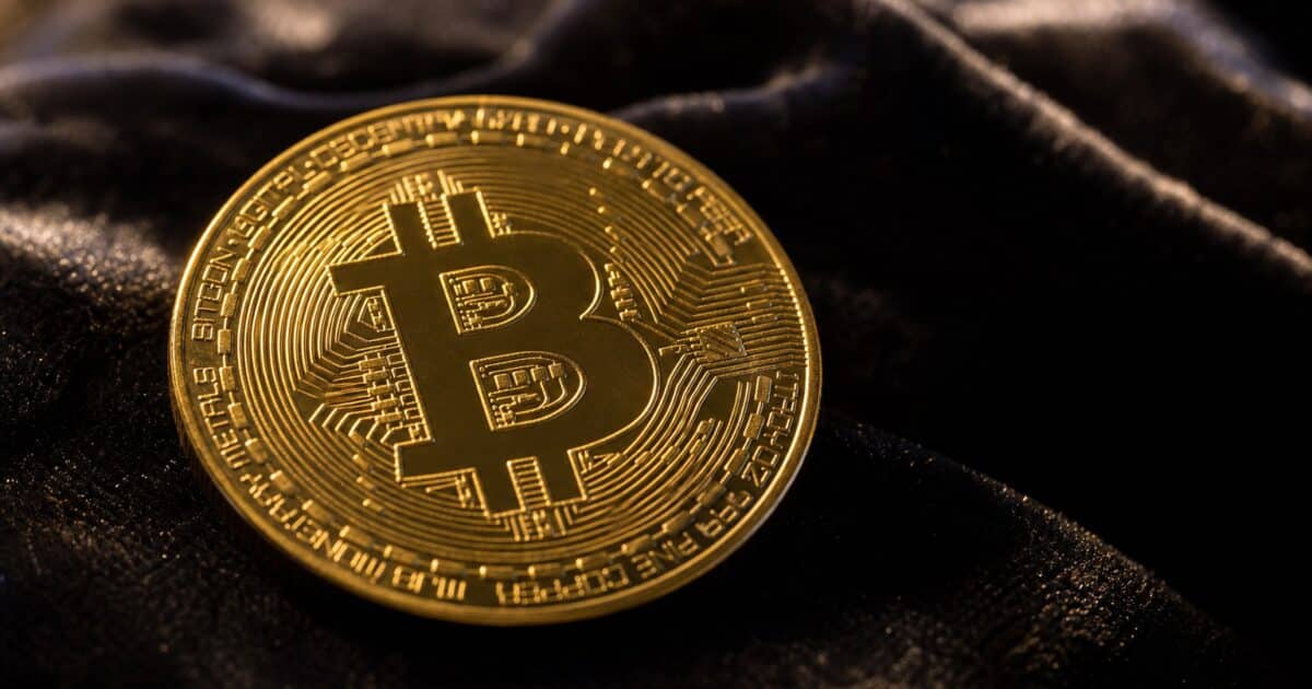 El Salvador's Bitcoin Reserve Hits 7,764 BTC as IMF Clears Private Donor Funding