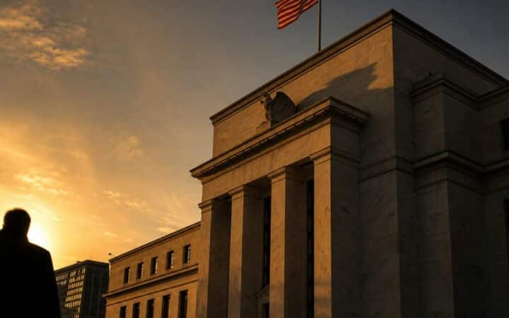 Fed's Waller Sparks Bond Rally With Rate Pause Hint, Yields Drop