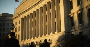 Grayscale, a16z, and CCI Push SEC to Drop Blanket ETF Rules Before Deadline